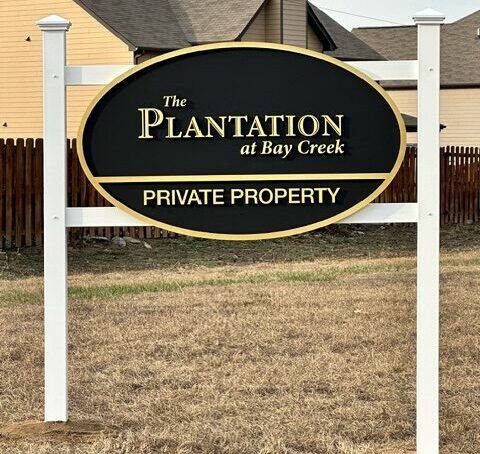 The Plantation at Bay Creek HOA post-and-panel entrance sign in Marietta GA, Cobb County